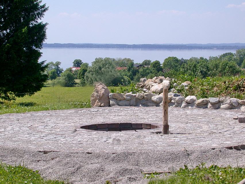 Feuerstelle mit Chiemseeblick